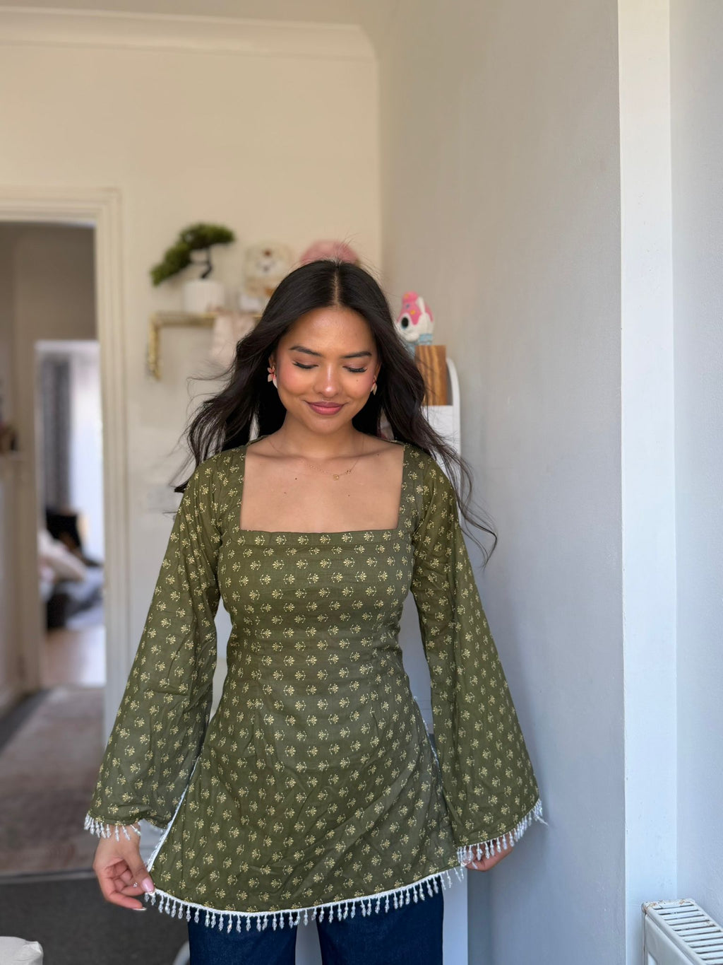 Square-neck bell sleeve short kurti top